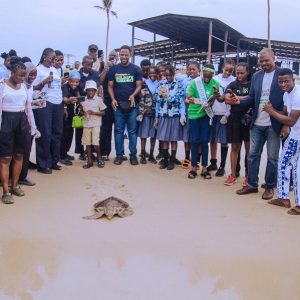 df100037-4269-4cb7-adb9-aff1e4215e5e